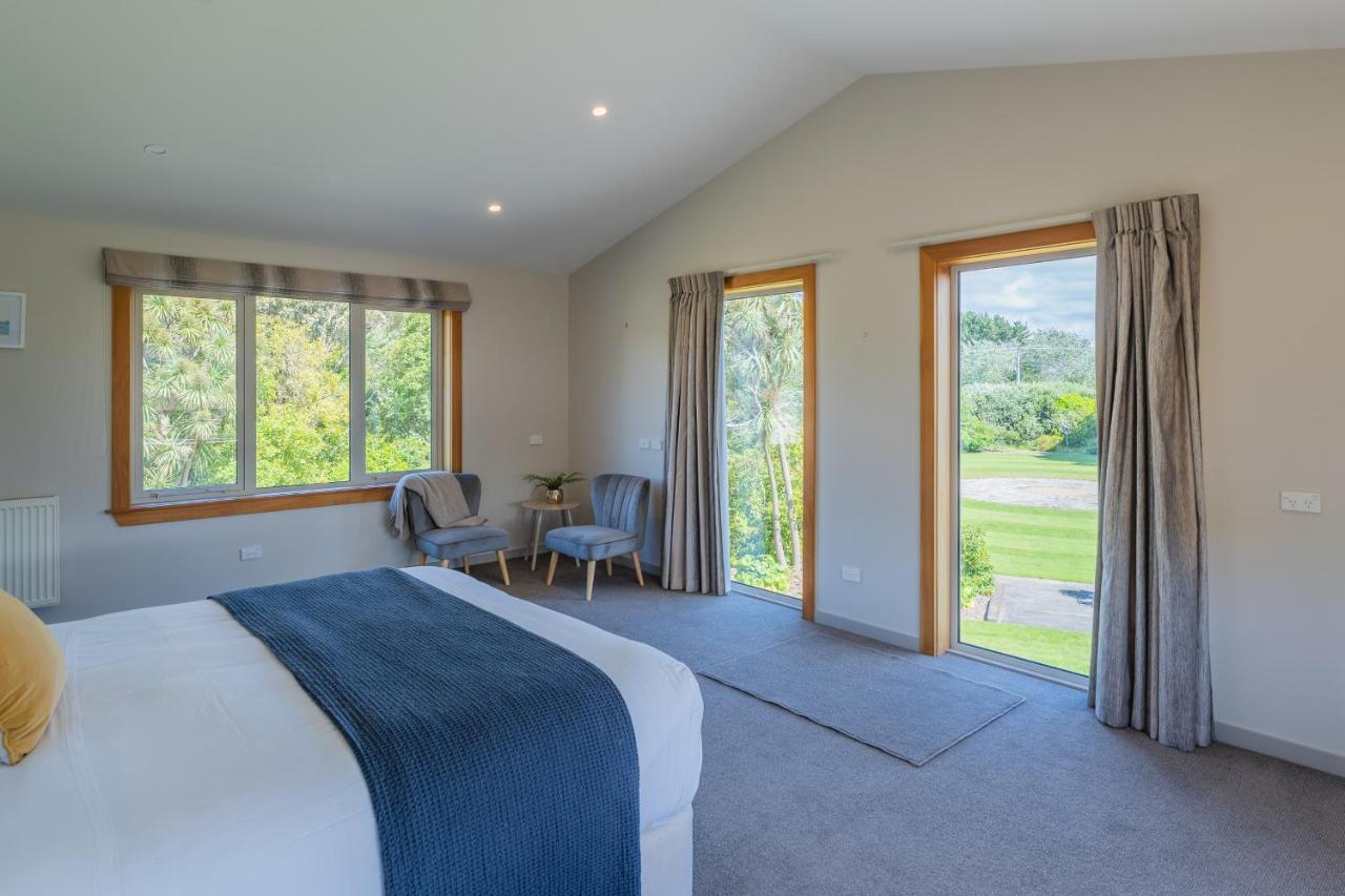 Anam Cara Gardens Luxury Villa Private Bedrooms And Ensuite Bathrooms Sleeps 9 Otaki Luaran gambar