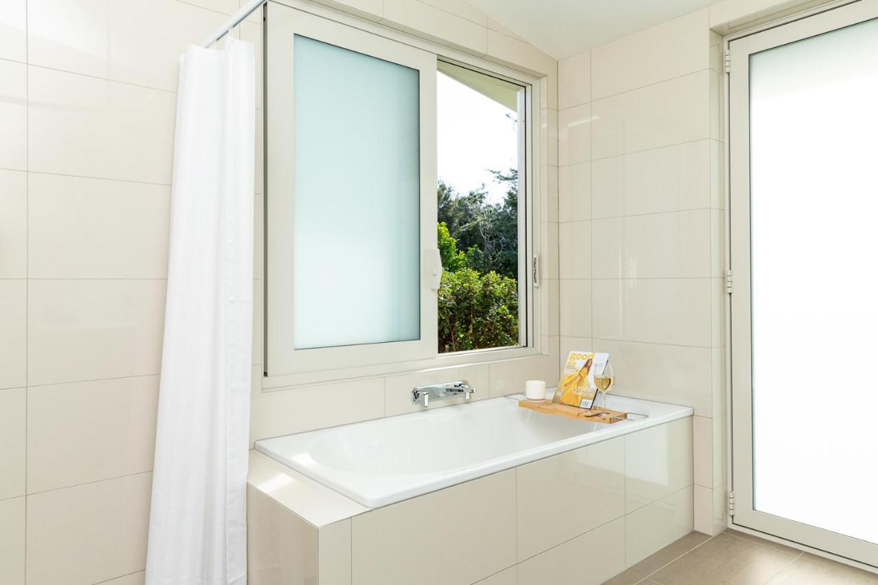 Anam Cara Gardens Luxury Villa Private Bedrooms And Ensuite Bathrooms Sleeps 9 Otaki Luaran gambar