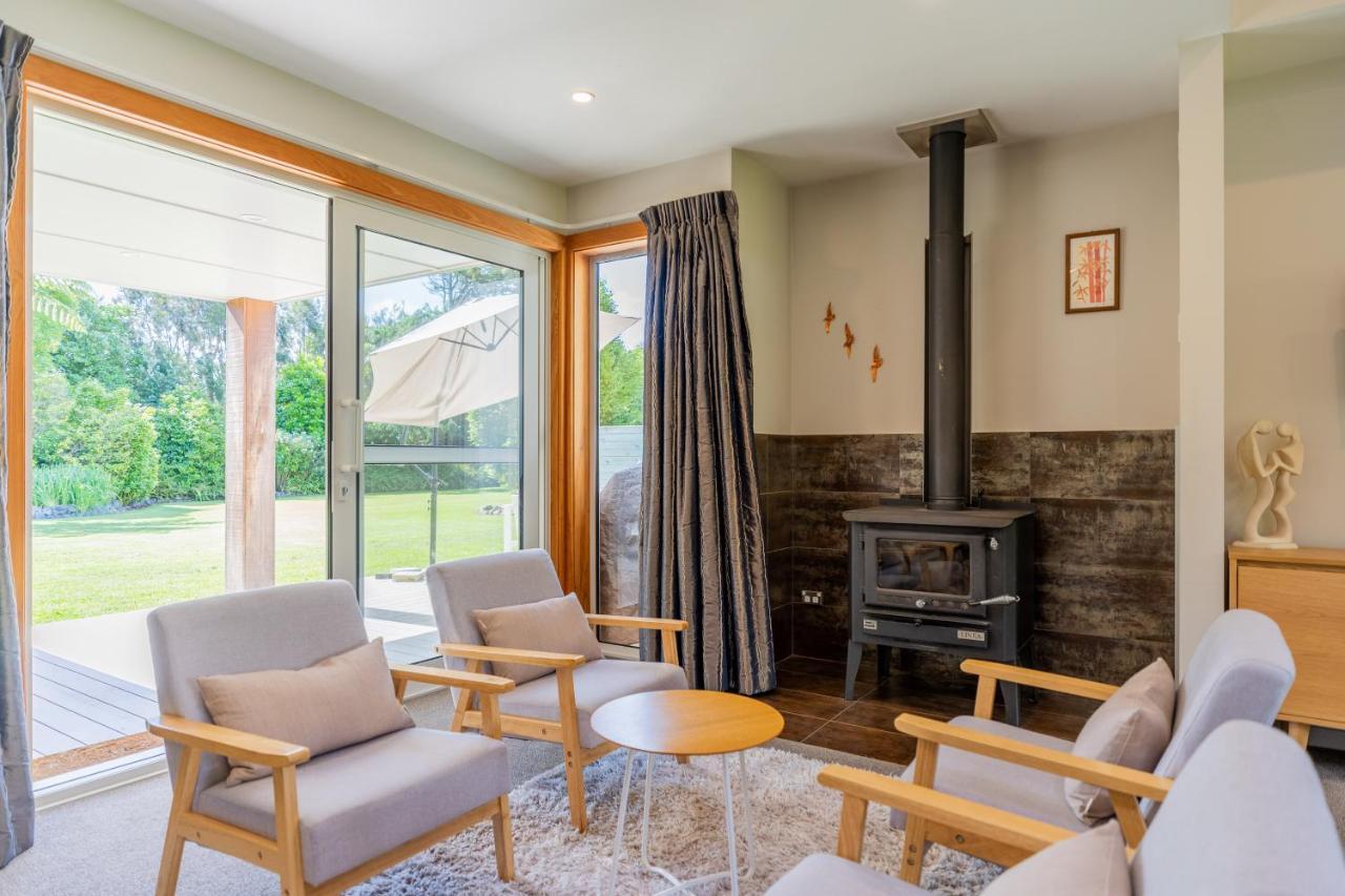 Anam Cara Gardens Luxury Villa Private Bedrooms And Ensuite Bathrooms Sleeps 9 Otaki Luaran gambar